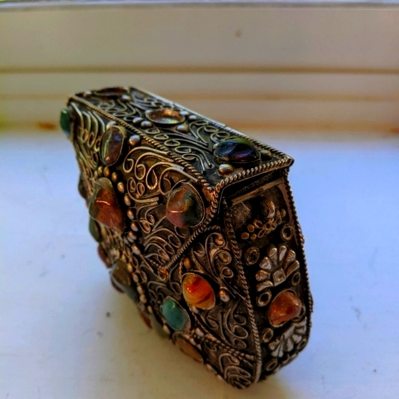 metal and quartz wallet 4" high and 4" wedth - Picture 2 of 6